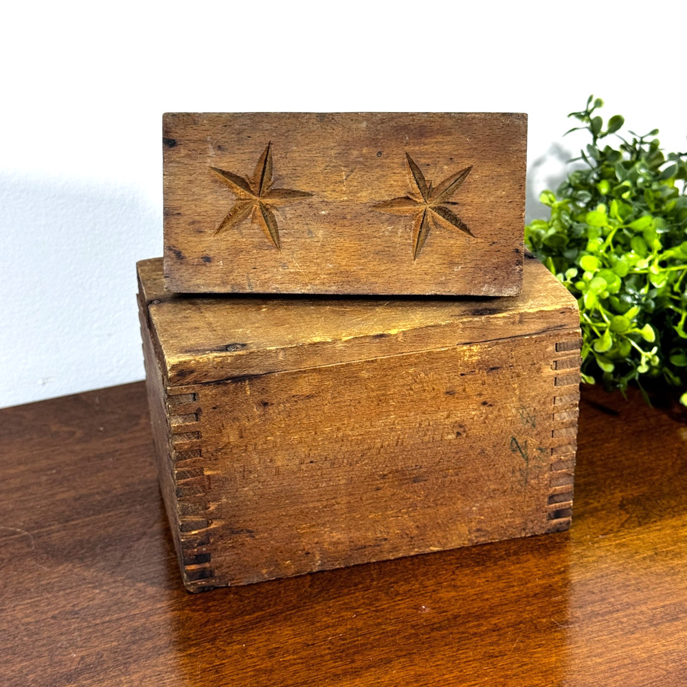 Antique Primitive Wooden Butter Mold Press Plunger Dovetail Star Carved 5.25"